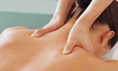 Massage ng cervical spine na may osteochondrosis
