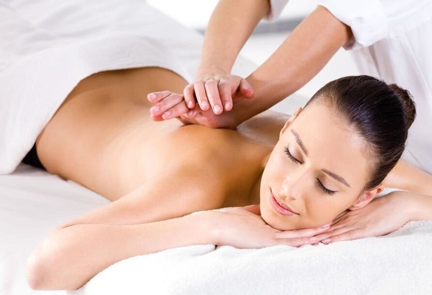 Therapeutic massage para sa thoracic osteochondrosis