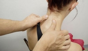 masahe para sa osteochondrosis ng servikal gulugod